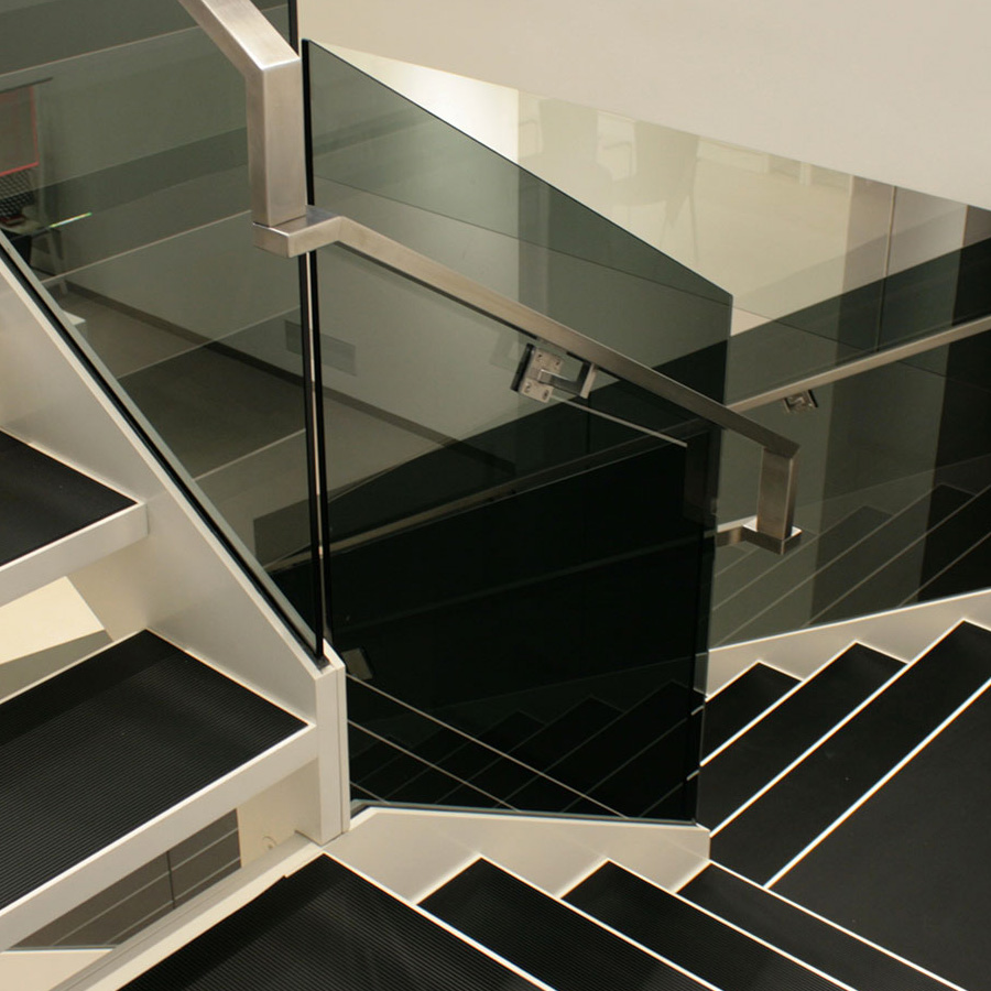 Bespoke Glass and Metal Staircase, Glass stair design