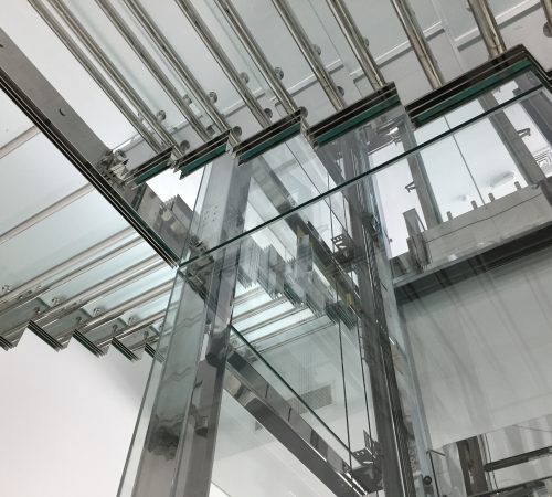 glass staircase manufacturer