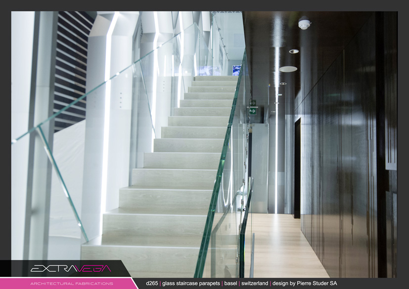 Glass Staircase Manufacturer